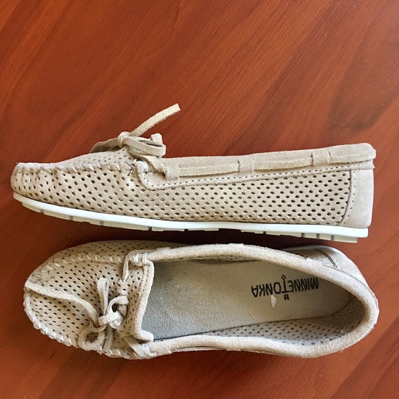 Minnetonka Shoes - Minnetonka Moccasins